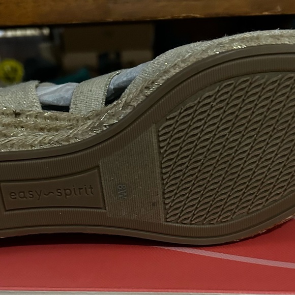 East Spirit NIB ESPADRILLE gold size 8 wide - Picture 6 of 11